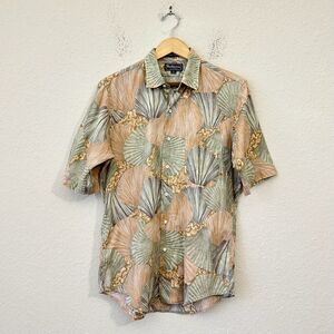 Vintage BURBERRYS London Hawaiian Shirt Multicolor Seashells Short Sleeve
